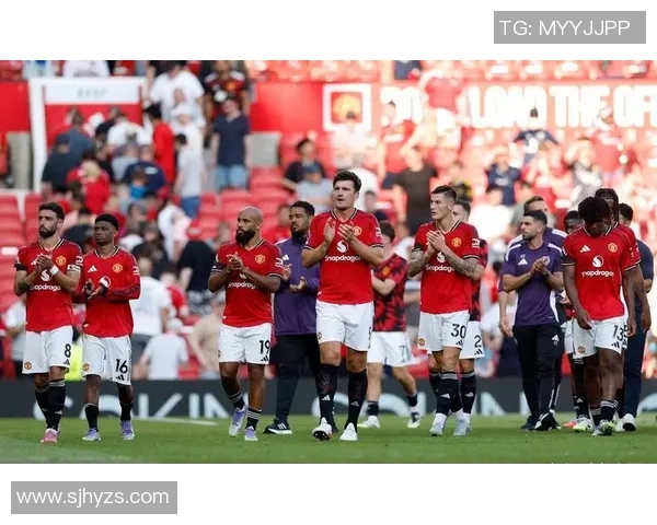 曼联与热刺在上海的精彩对决结果揭晓引发球迷热议 曼联与热刺在上海的精彩对决结果揭晓引发球迷热议