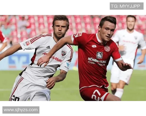 皮尔森与维也那的激烈对决揭示足球战术的博弈与魅力